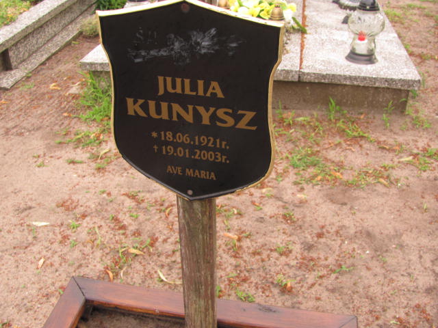 Julia Kunysz 1921 Stare Kurowo - Grobonet - Wyszukiwarka osób pochowanych