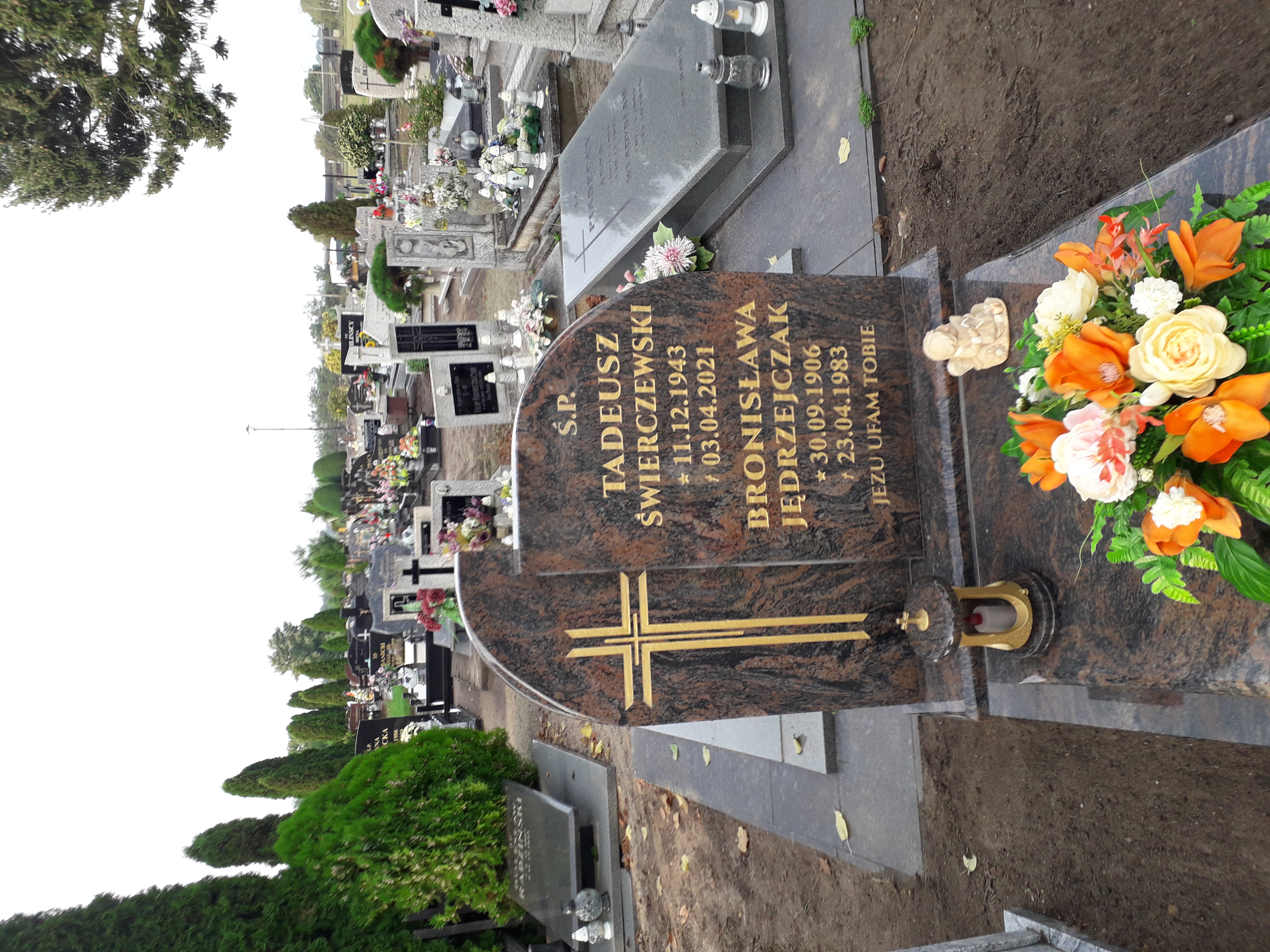 Grób Tadeusz Świerczewski